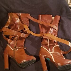 Size 8 bcbg max studio knee high sherlin typeboots